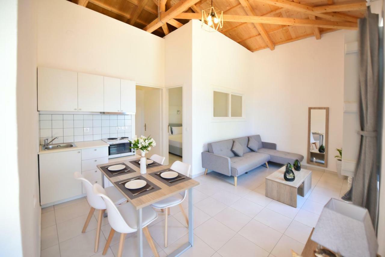 Douskos Beach House Apartment Hydra  Luaran gambar