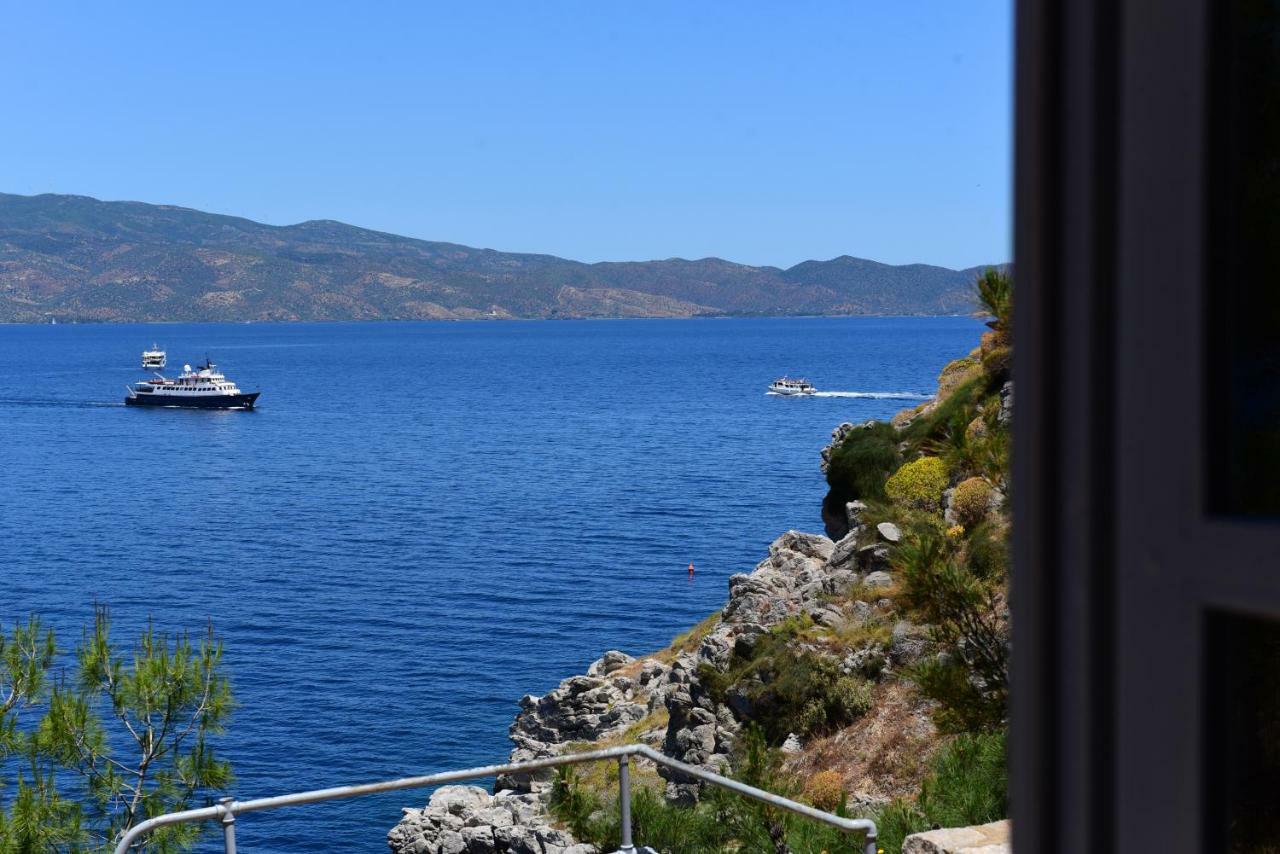 Douskos Beach House Apartment Hydra  Luaran gambar