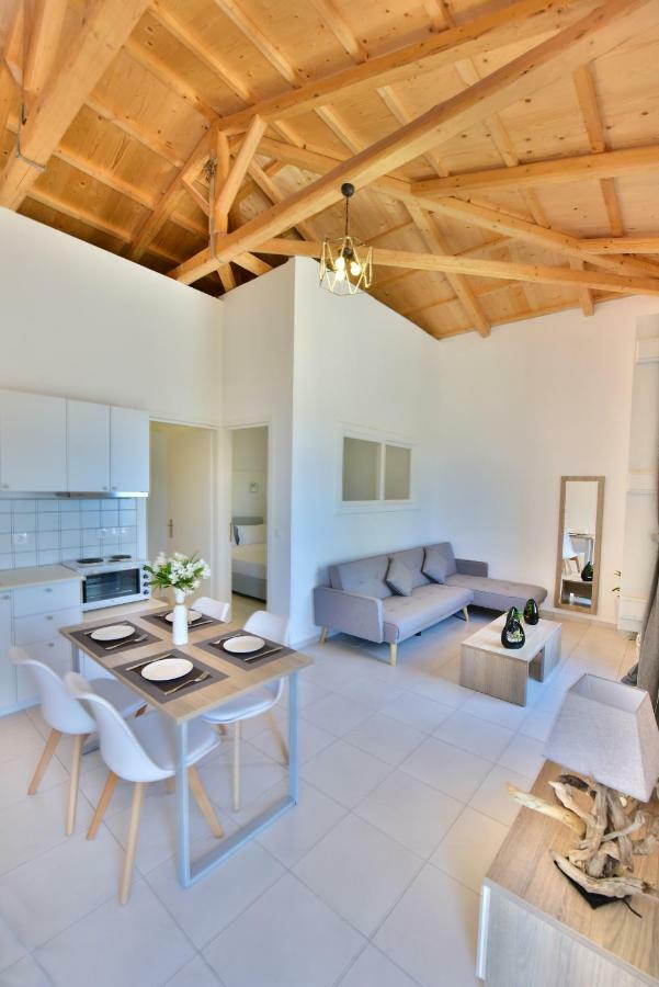 Douskos Beach House Apartment Hydra  Luaran gambar