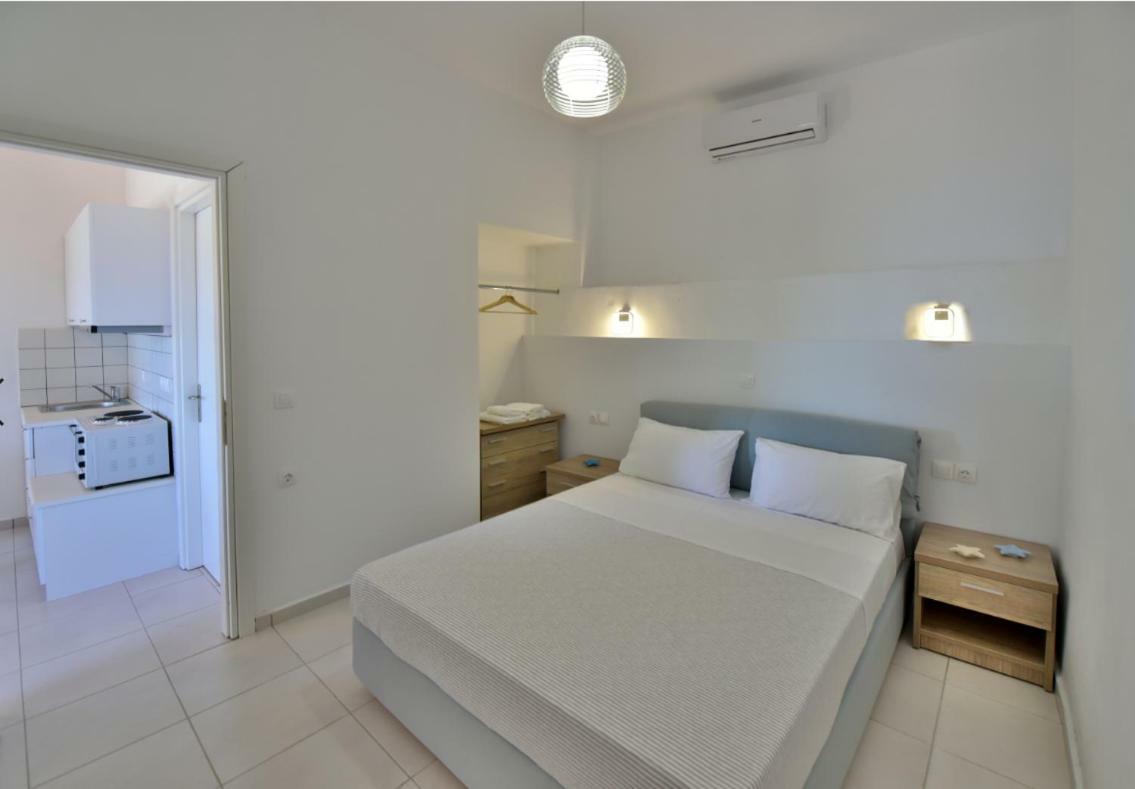 Douskos Beach House Apartment Hydra  Luaran gambar